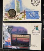 NUMISBRIEFE aus aller Welt - Album mit 35 Numisbriefen inkl. Kassette