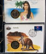 NUMISBRIEFE aus aller Welt - Album mit 35 Numisbriefen inkl. Kassette