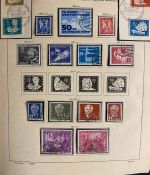 DDR Sammlung gestempelt - 1949-1974 nahezu komplett auf Vordruck im Klemmbinder