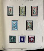 DDR Sammlung gestempelt - 1949-1974 nahezu komplett auf Vordruck im Klemmbinder