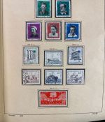 DDR Sammlung gestempelt - 1949-1974 nahezu komplett auf Vordruck im Klemmbinder