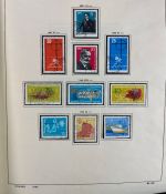 DDR Sammlung gestempelt - 1949-1974 nahezu komplett auf Vordruck im Klemmbinder
