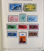 DDR Sammlung gestempelt - 1949-1974 nahezu komplett auf Vordruck im Klemmbinder