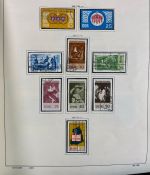 DDR Sammlung gestempelt - 1949-1974 nahezu komplett auf Vordruck im Klemmbinder