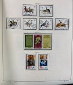 DDR Sammlung gestempelt - 1949-1974 nahezu komplett auf Vordruck im Klemmbinder