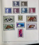 DDR Sammlung gestempelt - 1949-1974 nahezu komplett auf Vordruck im Klemmbinder