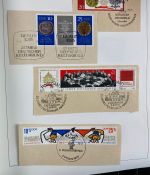 DDR Sammlung gestempelt - 1949-1974 nahezu komplett auf Vordruck im Klemmbinder