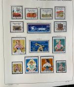 DDR Sammlung gestempelt - 1949-1974 nahezu komplett auf Vordruck im Klemmbinder