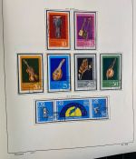 DDR Sammlung gestempelt - 1949-1974 nahezu komplett auf Vordruck im Klemmbinder