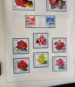 DDR Sammlung gestempelt - 1949-1974 nahezu komplett auf Vordruck im Klemmbinder