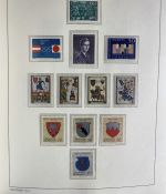 LIECHTENSTEIN Sammlung 1945-1997 postfrisch komplett auf Leuchtturm Vordruck