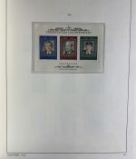 LIECHTENSTEIN Sammlung 1945-1997 postfrisch komplett auf Leuchtturm Vordruck
