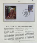 PAPST Benedikt XVI Sammlung - FDC & postfrisch - in 5 Ringbindern aus Borek Abo