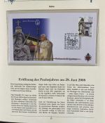 PAPST Benedikt XVI Sammlung - FDC & postfrisch - in 5 Ringbindern aus Borek Abo