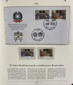 PAPST Benedikt XVI Sammlung - FDC & postfrisch - in 5 Ringbindern aus Borek Abo