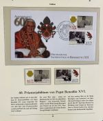 PAPST Benedikt XVI Sammlung - FDC & postfrisch - in 5 Ringbindern aus Borek Abo