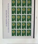 LIECHTENSTEIN Kleinbogen Sammlung 1961-1991 postfrisch - auf Lindner Vordruck