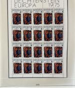 LIECHTENSTEIN Kleinbogen Sammlung 1961-1991 postfrisch - auf Lindner Vordruck