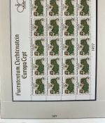 LIECHTENSTEIN Kleinbogen Sammlung 1961-1991 postfrisch - auf Lindner Vordruck