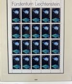 LIECHTENSTEIN Kleinbogen Sammlung 1961-1991 postfrisch - auf Lindner Vordruck