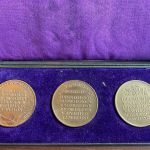 3 Medaillen Des Deutschen Volkes Leidensweg 1923 - Inflationsmedaille in Schatulle