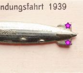 Graf Zeppelin 1929 LZ 130 | Pin Anstecknadel auf original Verkaufskarte