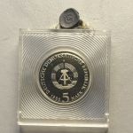 DDR 5 Mark 1986 - Neues Palais Potsdam - PP original verplombt