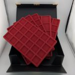 Münzkassette schwarz mit 5 roten Tableaus - Platz für bis zu 5 Münztableaus