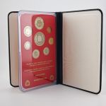 SCHWEIZ Helvetia 1981 Kursmünzensatz KMS PP – in Hartplastik