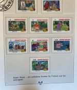 WALT DISNEY Motivsammlung postfrisch - aus Sieger Abo in 2 Lindner Ringbindern