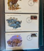 MOTIV TIER WWF Sammlung mit über 140 FDC Ersttagsbriefe im Binder