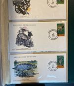 MOTIV TIER WWF Sammlung mit über 140 FDC Ersttagsbriefe im Binder