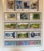 DDR Sammlung postfrisch - 1966-1990 komplett in 2 Sieger Vordruckalbum