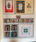 DDR Sammlung postfrisch - 1966-1990 komplett in 2 Sieger Vordruckalbum