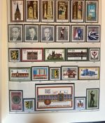 DDR Sammlung postfrisch - 1966-1990 komplett in 2 Sieger Vordruckalbum