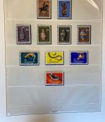 LIECHTENSTEIN Sammlung 1969-1995 postfrisch - in 2 Lindner Ringbindern mit Kassette