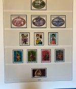 LIECHTENSTEIN Sammlung 1969-1995 postfrisch - in 2 Lindner Ringbindern mit Kassette