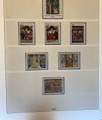 LIECHTENSTEIN Sammlung 1969-1995 postfrisch - in 2 Lindner Ringbindern mit Kassette