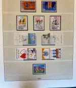 LIECHTENSTEIN Sammlung 1969-1995 postfrisch - in 2 Lindner Ringbindern mit Kassette