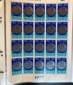 LIECHTENSTEIN Kleinbogen Sammlung 1977-1989 postfrisch - in 4 ETB-Alben