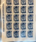 LIECHTENSTEIN Kleinbogen Sammlung 1977-1989 postfrisch - in 4 ETB-Alben