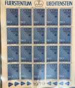 LIECHTENSTEIN Kleinbogen Sammlung 1977-1989 postfrisch - in 4 ETB-Alben