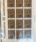 LIECHTENSTEIN Kleinbogen Sammlung 1977-1989 postfrisch - in 4 ETB-Alben