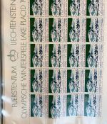 LIECHTENSTEIN Kleinbogen Sammlung 1977-1989 postfrisch - in 4 ETB-Alben
