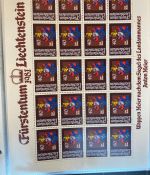 LIECHTENSTEIN Kleinbogen Sammlung 1977-1989 postfrisch - in 4 ETB-Alben