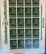 LIECHTENSTEIN Kleinbogen Sammlung 1977-1989 postfrisch - in 4 ETB-Alben