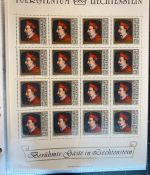 LIECHTENSTEIN Kleinbogen Sammlung 1977-1989 postfrisch - in 4 ETB-Alben