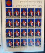 LIECHTENSTEIN Kleinbogen Sammlung 1977-1989 postfrisch - in 4 ETB-Alben