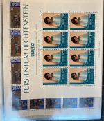 LIECHTENSTEIN Kleinbogen Sammlung 1977-1989 postfrisch - in 4 ETB-Alben
