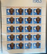 LIECHTENSTEIN Kleinbogen Sammlung 1977-1989 postfrisch - in 4 ETB-Alben